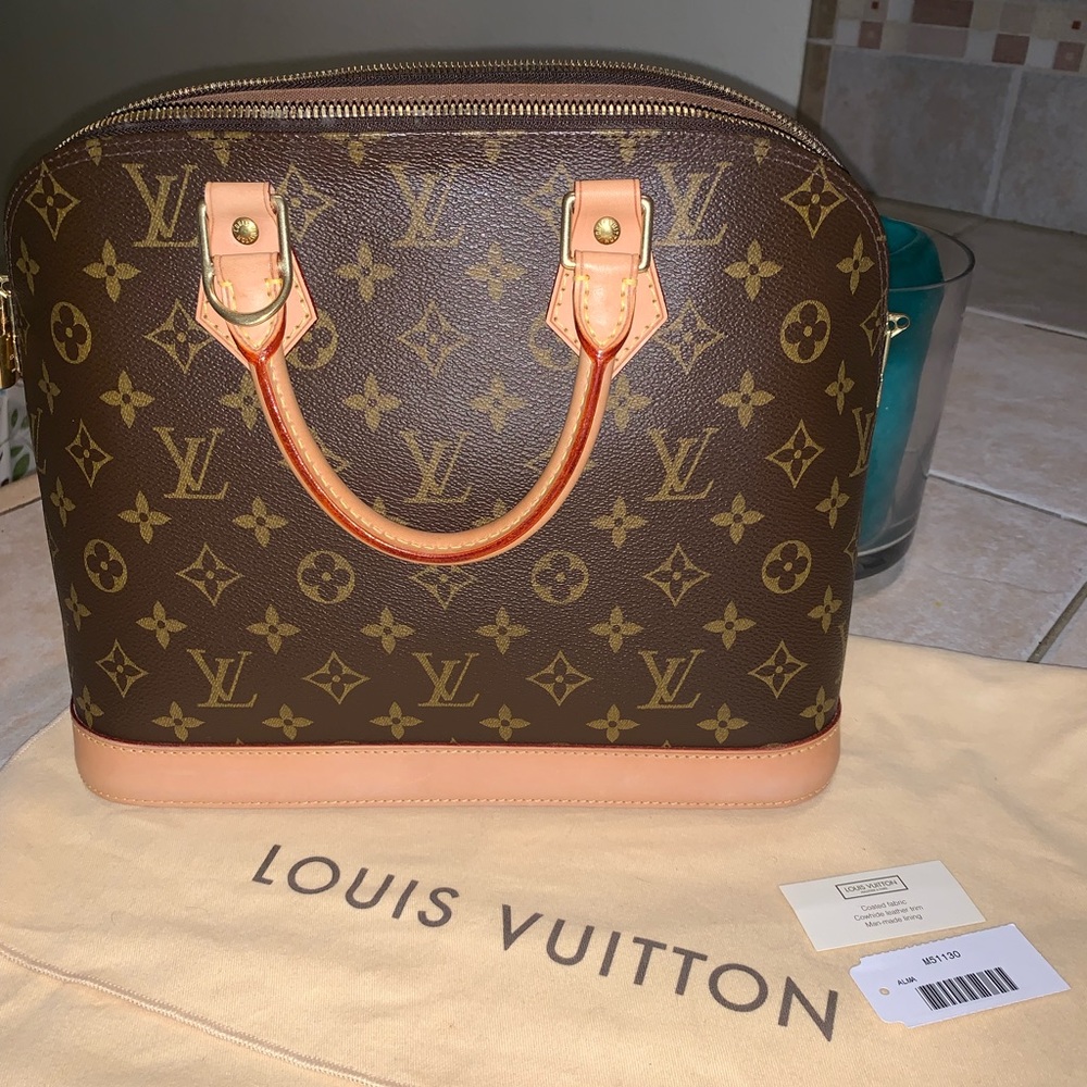 Louis Vuitton Alma Pm